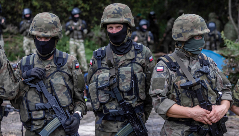 Poland to Send Additional Troops to Belarus Border
