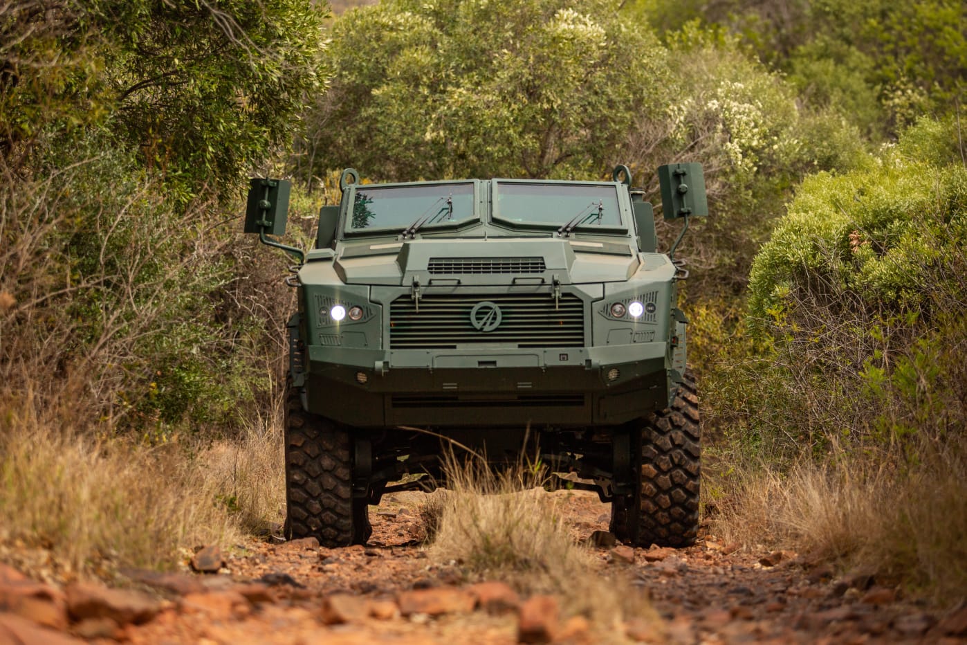 Paramount Strengthens Defense Ties with Jatunapas at Defense and Security 2023