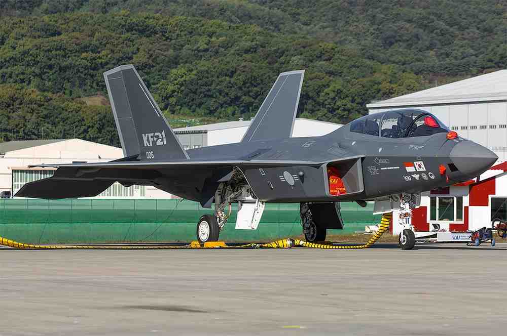 Polish Air Force Chief Flies South Korea’s KF-21 as Bilateral Defense Ties Advance