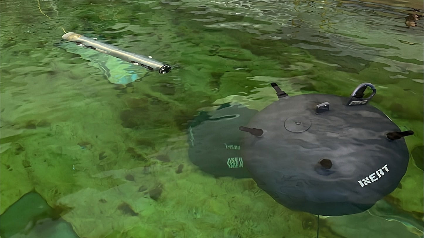 Raytheon Tests Semi-Autonomous Barracuda Mine Neutralizer in Open Waters