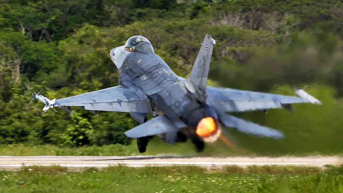 Thai-Cambodian Border Conflict Escalates With F-16 Airstrike