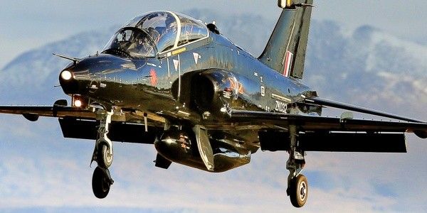 UK Hawk T2 Training Fleet Recovers as RAF Pushes Fast Jet Transformation