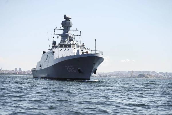 Pakistan Navy Commissions PNS Khaibar in Istanbul